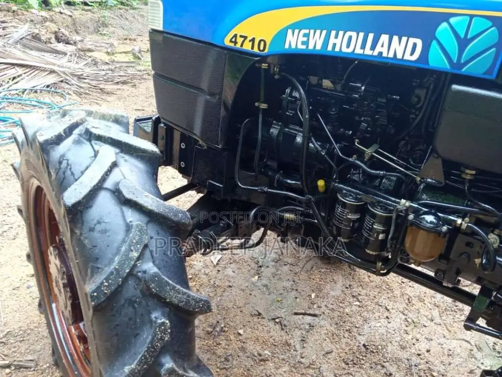 New-Holland 4710 2018 Tractor (Used)