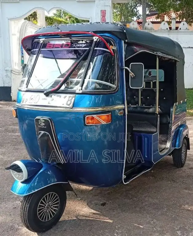 Bajaj 4 Stroke 2008 Three Wheel (Used)