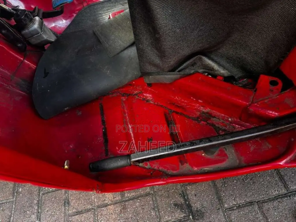 Bajaj 2 Stroke 2004 Three Wheel (Used)