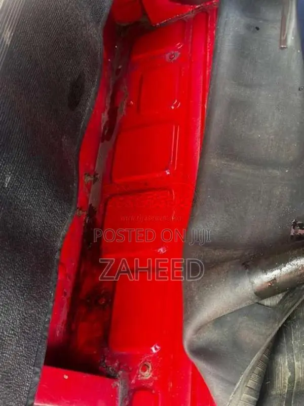 Bajaj 2 Stroke 2004 Three Wheel (Used)