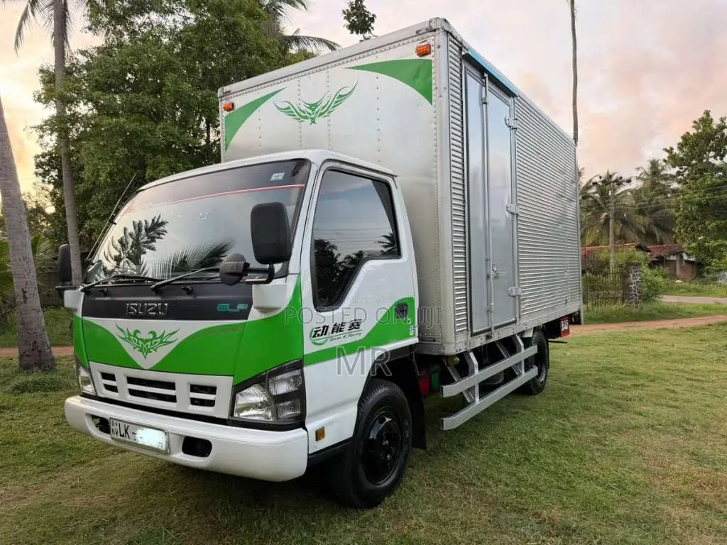 Isuzu ELF 2006 Lorry (Used)