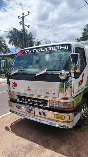 Mitsubishi Canter 1996 Lorry (Used)
