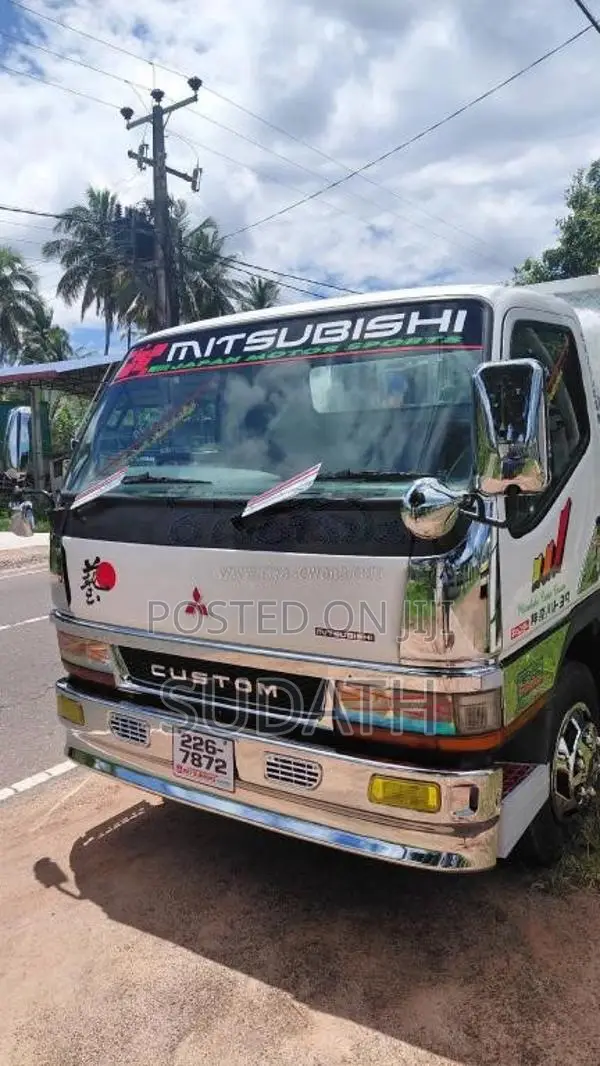 Mitsubishi Canter 1996 Lorry (Used)