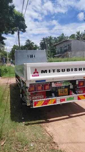 Mitsubishi Canter 1996 Lorry (Used)