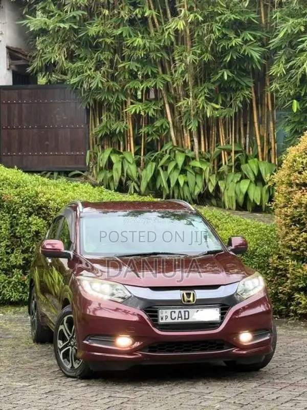 Honda Vezel 2014 SUV (Used)