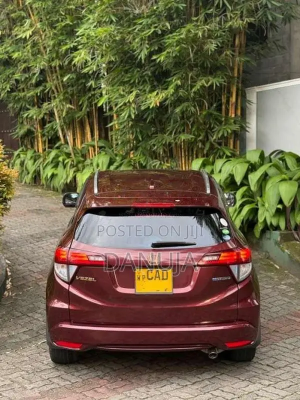 Honda Vezel 2014 SUV (Used)