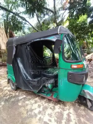 Bajaj RE 2015 Three Wheel (Used)