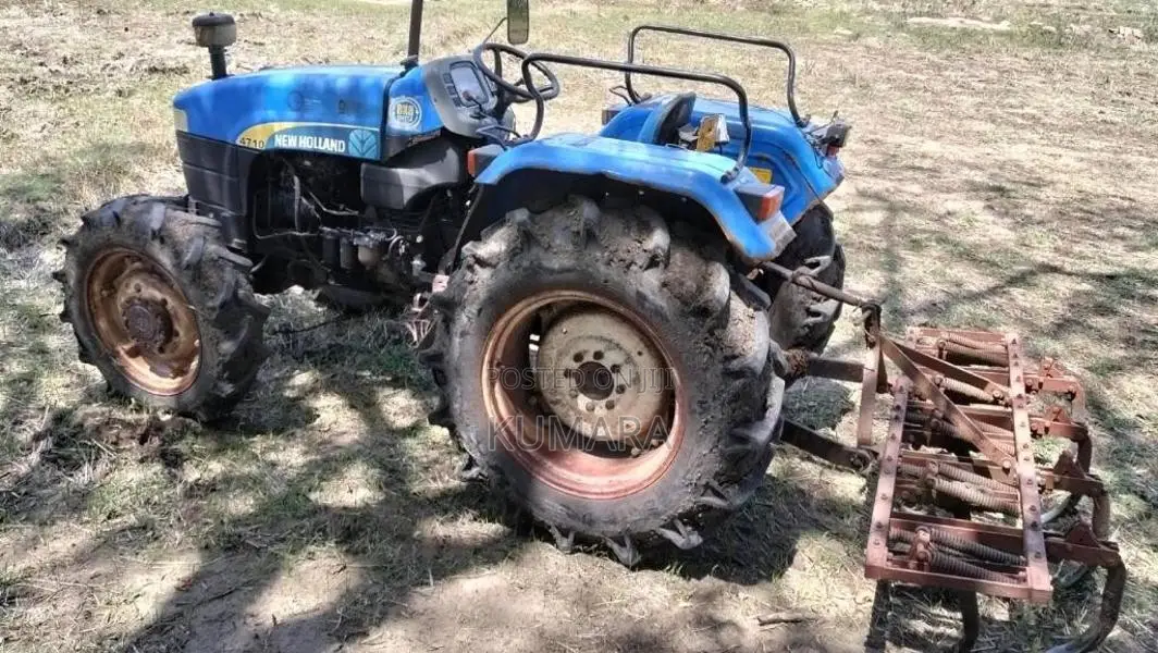 New-Holland 4710-4WD 2019 Tractor (Used)