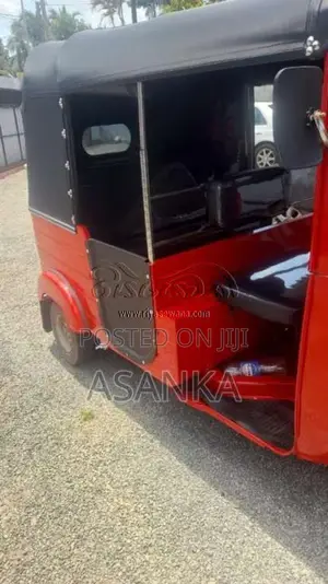 Bajaj RE 2 Stroke 2003 Three Wheel (Used)