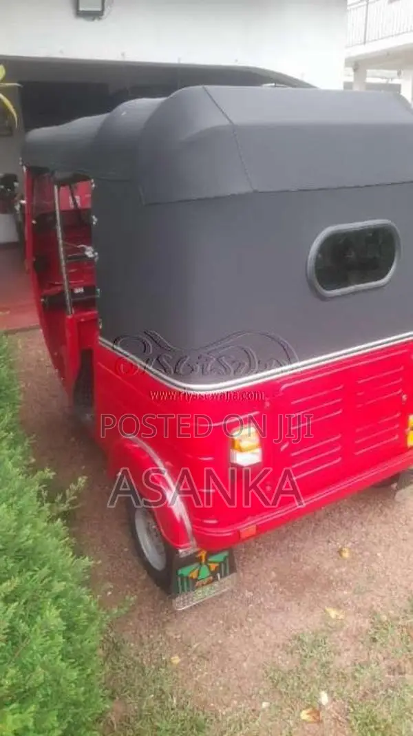 Bajaj RE 2 Stroke 2003 Three Wheel (Used)