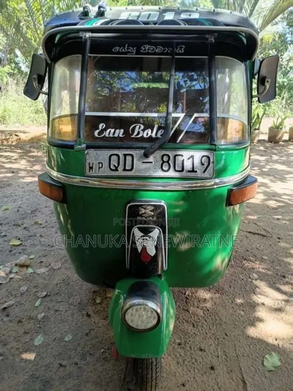 Bajaj 4 Stroke 2006 Three Wheel (Used)