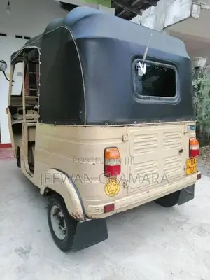 Bajaj 2 stroke 2005 Three Wheel (Used)