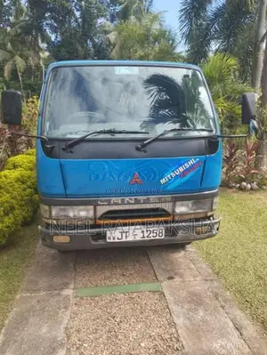 Mitsubishi Canter 2001 Lorry (Used)