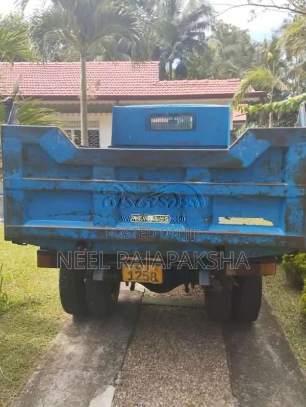 Mitsubishi Canter 2001 Lorry (Used)