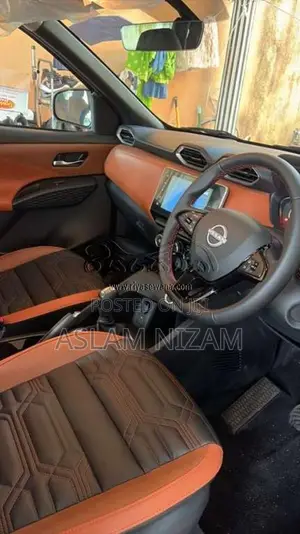 Nissan Magnite 2025 SUV (Used)