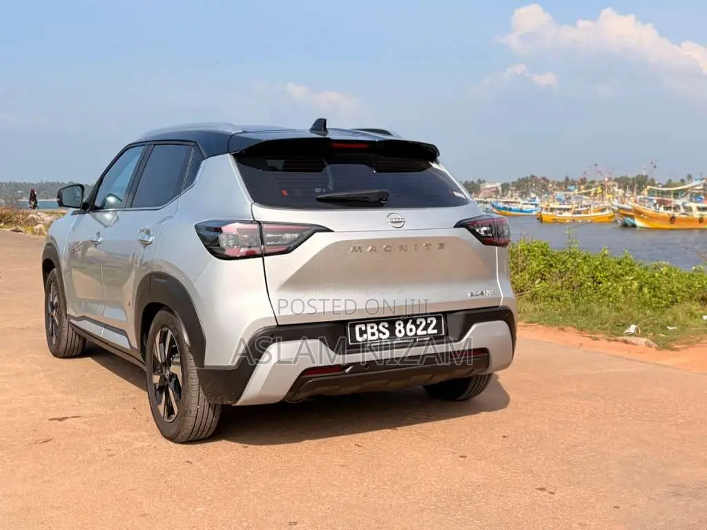 Nissan Magnite 2025 SUV (Used)