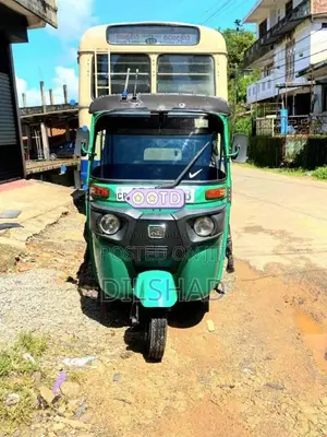 Bajaj RE 2015 Three Wheel (Used)