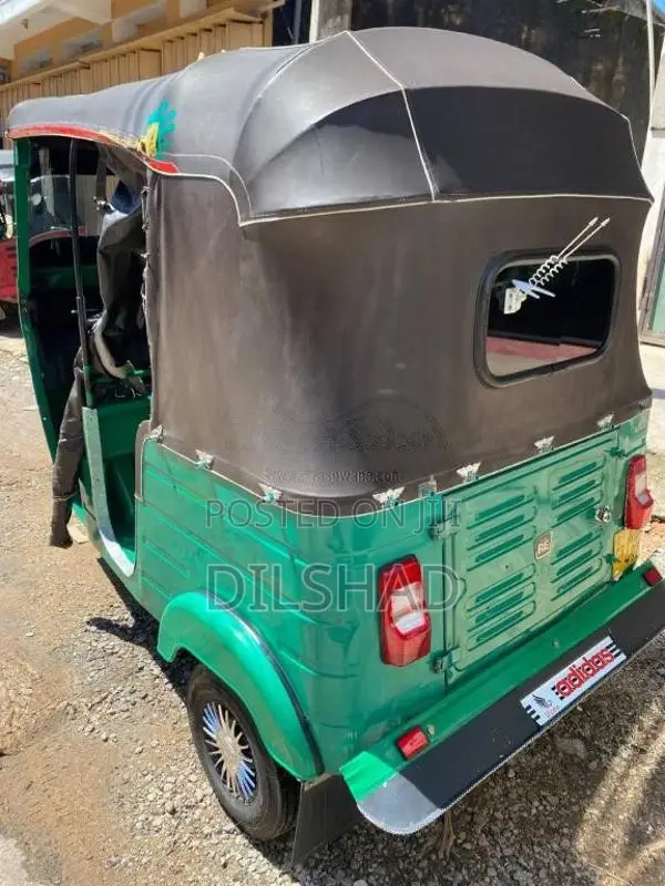 Bajaj RE 2015 Three Wheel (Used)