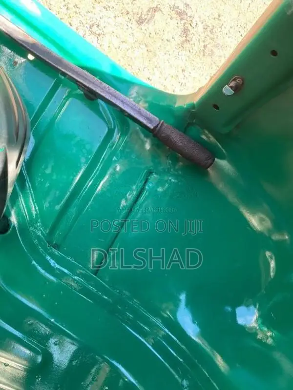 Bajaj RE 2015 Three Wheel (Used)