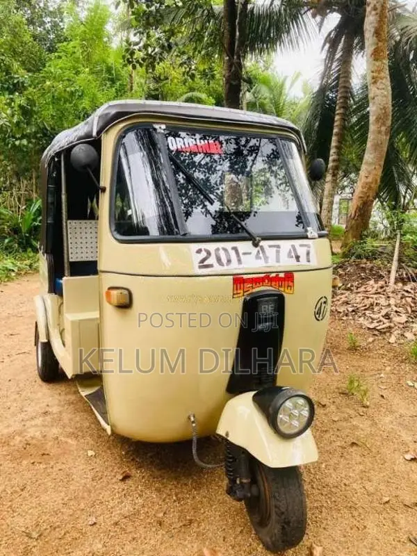 Bajaj 2 Stroke 1995 Three Wheel (Used)