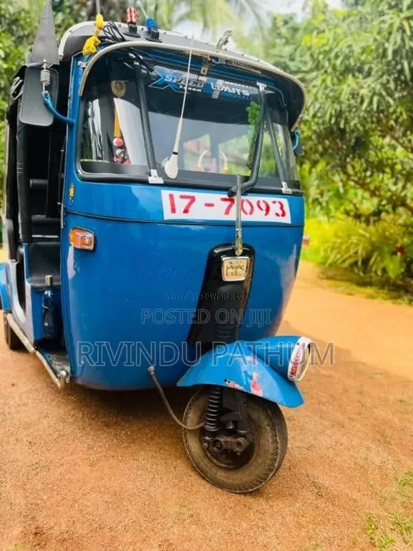 Bajaj 2 Stroke 1990 Three Wheel (Used)
