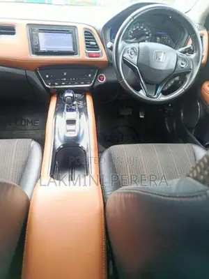 Honda Vezel 2014 SUV (Used)