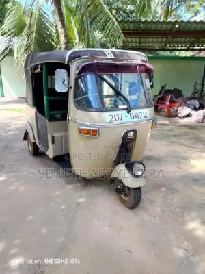 Bajaj 2 Stroke 2000 Three Wheel (Used)
