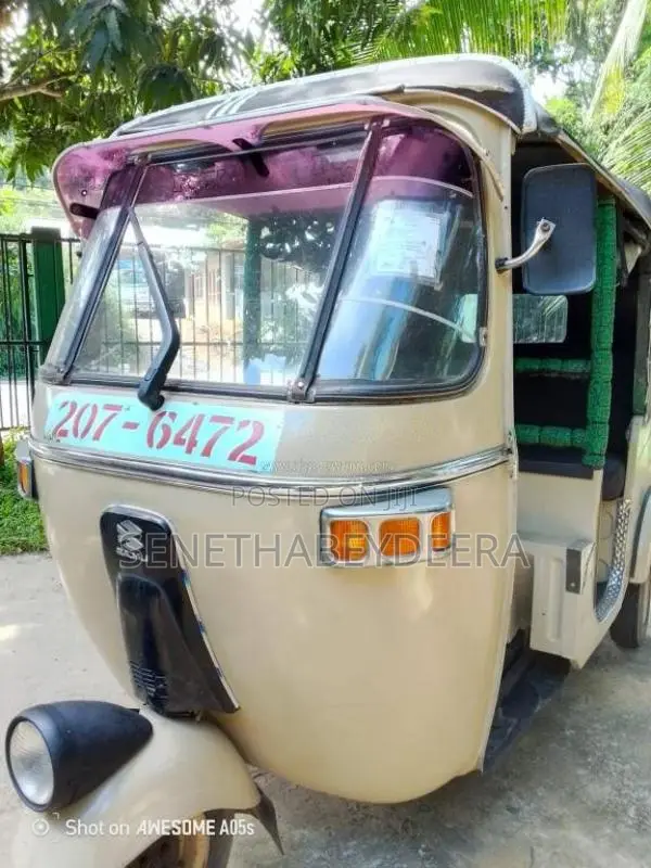 Bajaj 2 Stroke 2000 Three Wheel (Used)