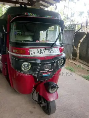 Bajaj 4 stroke 2015 Three Wheel (Used)