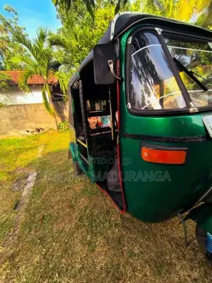 Bajaj RE 2 Stroke 2003 Three Wheel (Used)