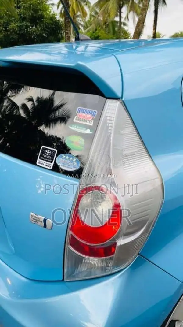 Toyota Aqua 2012 Car (Used)