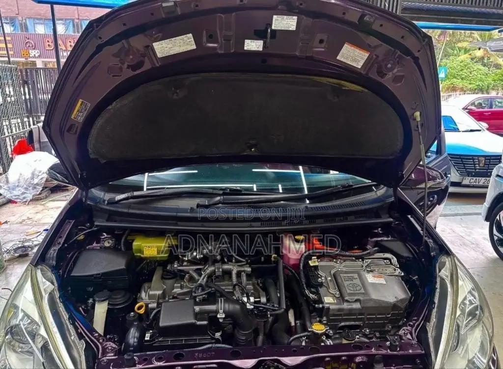 Toyota Aqua S Limited Edition 2014 Car (Used)