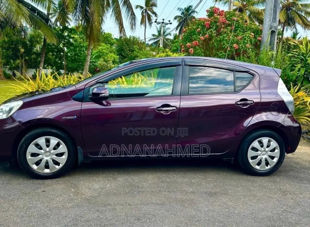 Toyota Aqua S Limited Edition 2014 Car (Used)
