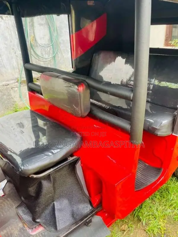 Bajaj 4 Stroke 2010 Three Wheel (Used)