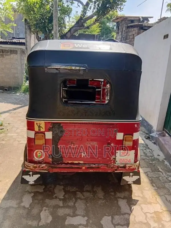 Bajaj 2 stroke 1998 Three Wheel (Used)