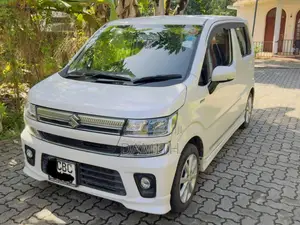 Suzuki Wagon R FZ 2018 Car (Used)