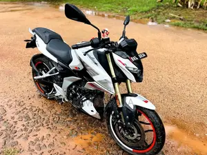 Bajaj N160 2025 Motorbike (Used)