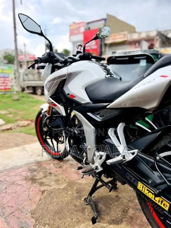 Bajaj N160 2025 Motorbike (Used)