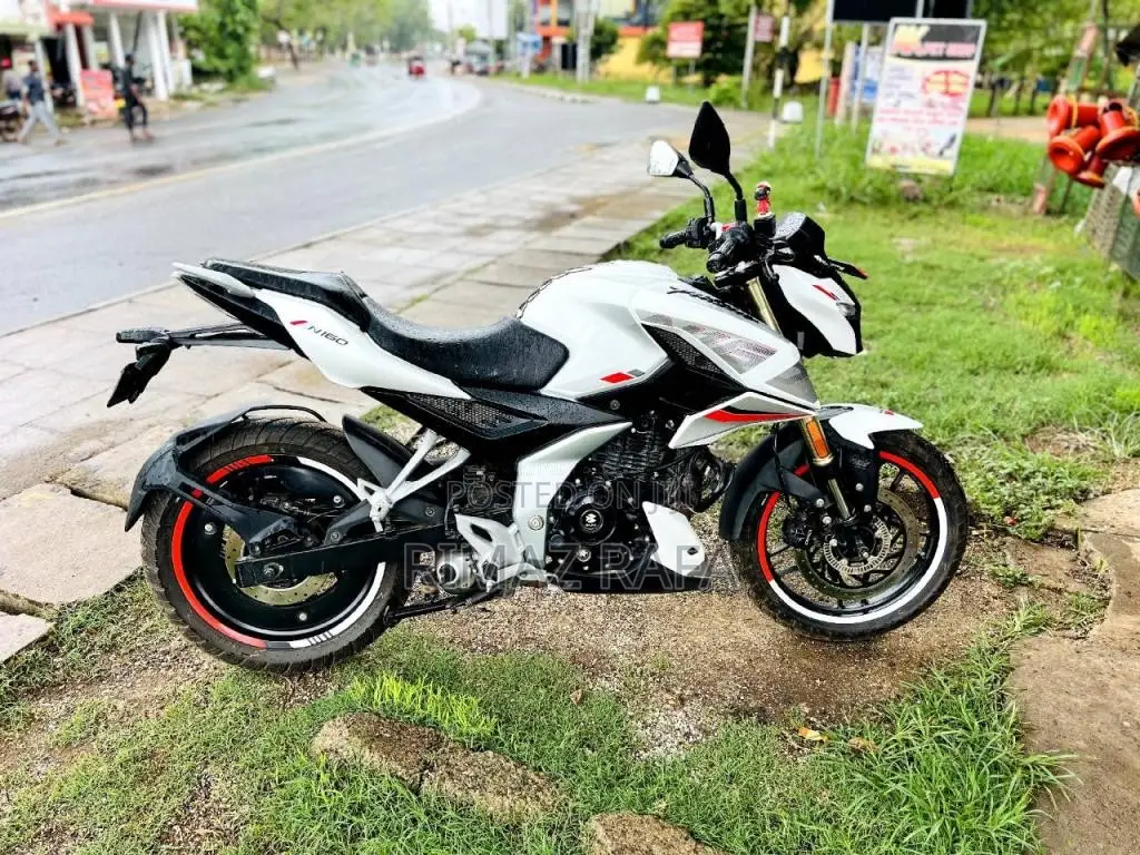 Bajaj N160 2025 Motorbike (Used)