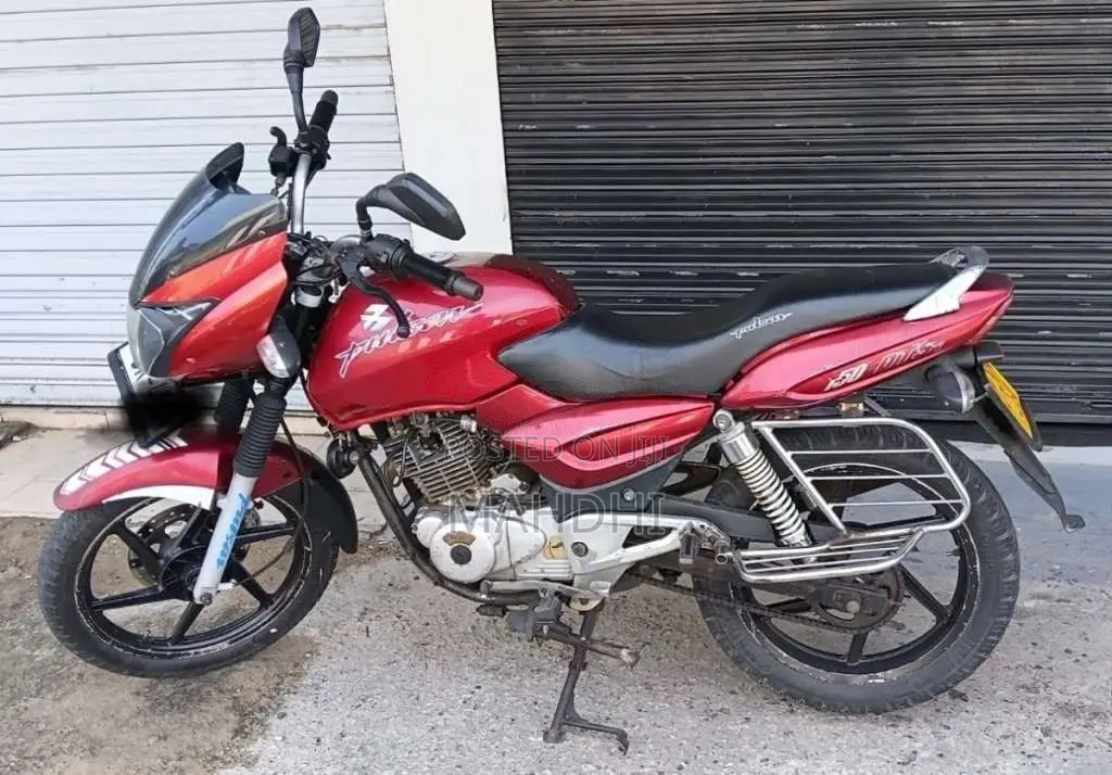 Bajaj Pulsar 2004 Motorbike (Used)