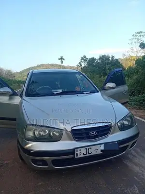 Hyundai Elantra 2001 Car (Used)