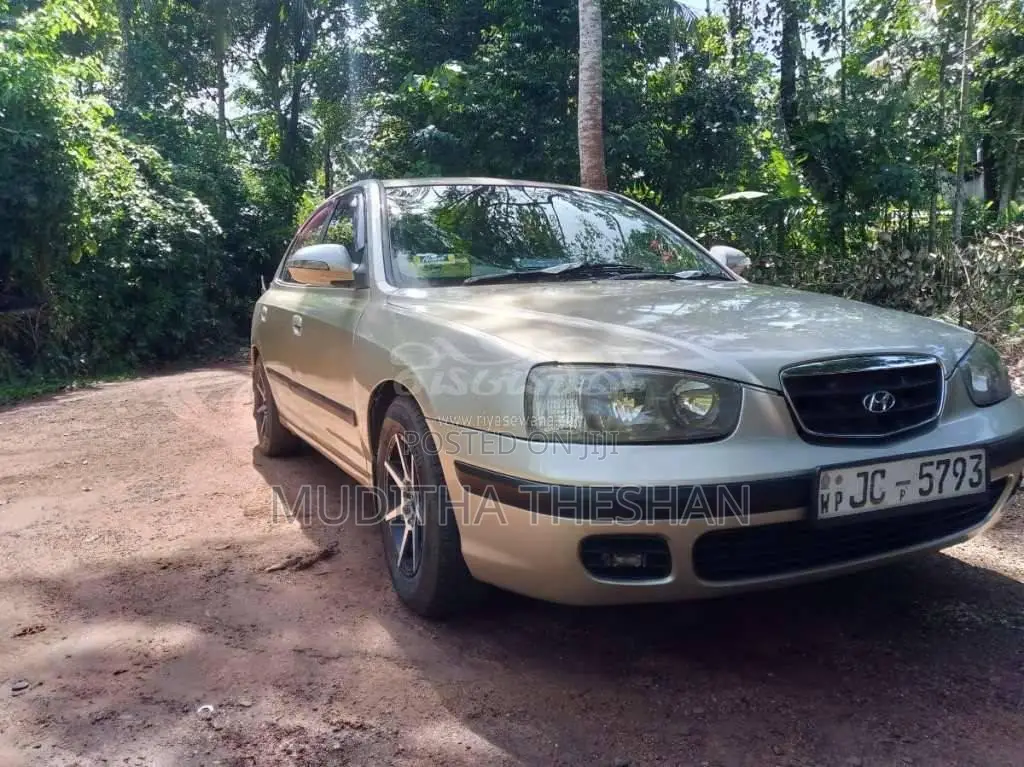Hyundai Elantra 2001 Car (Used)