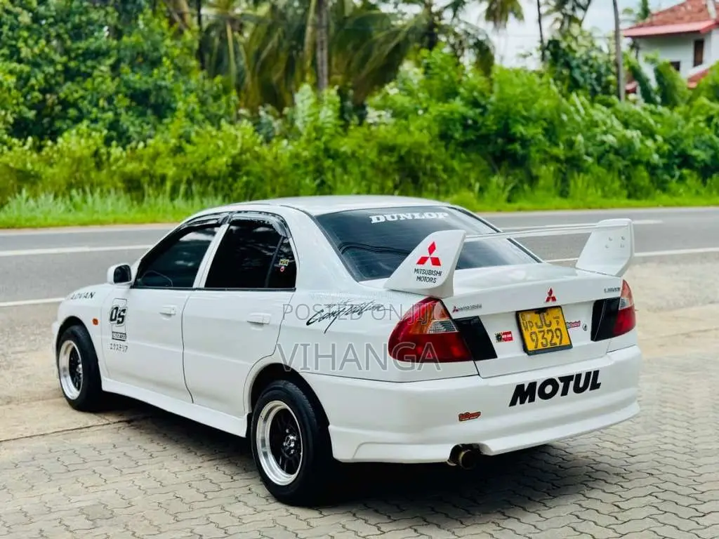 Mitsubishi Lancer CK1 2000 Car (Used)