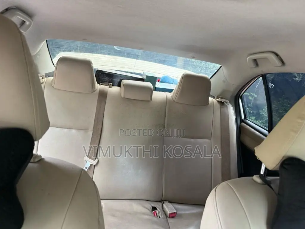 Toyota Axio 2015 Car (Used)