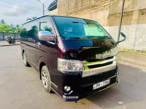 Toyota KDH Dark Prime 2017 Van (Used)