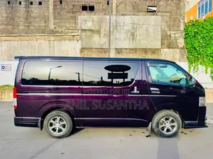 Toyota KDH Dark Prime 2017 Van (Used)