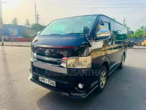 Toyota KDH Dark Prime 2017 Van (Used)