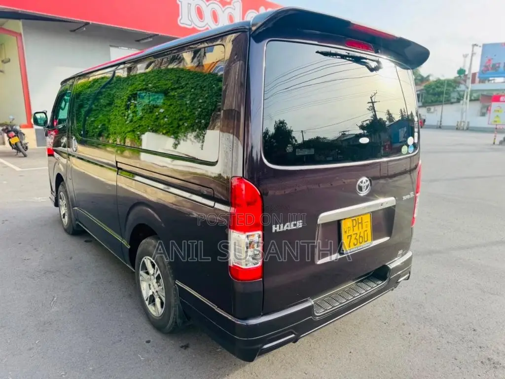 Toyota KDH Dark Prime 2017 Van (Used)