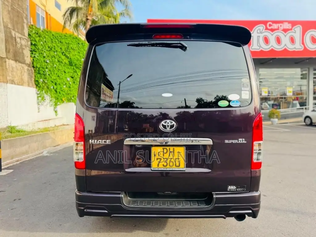 Toyota KDH Dark Prime 2017 Van (Used)