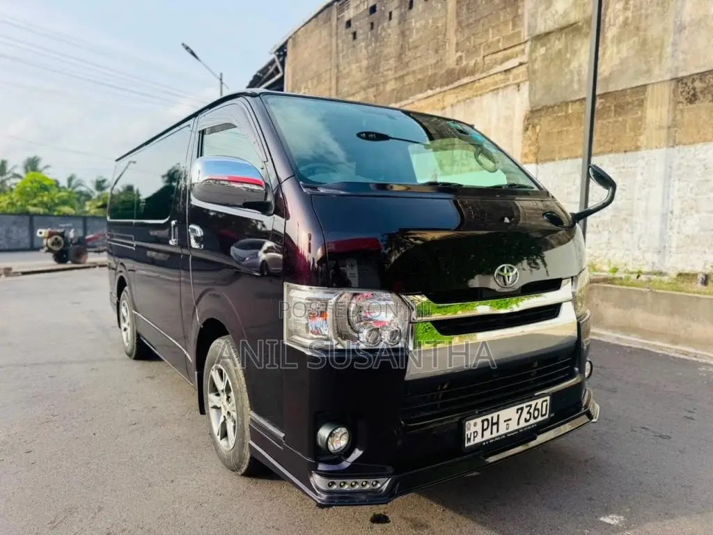 Toyota KDH Dark Prime 2017 Van (Used)